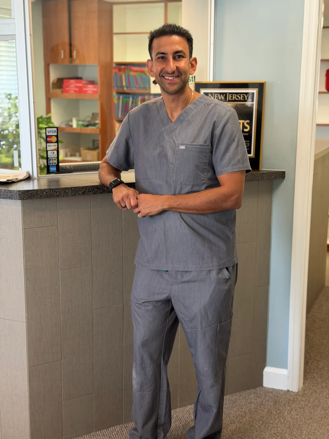 Dr. Yazan Alkhawam